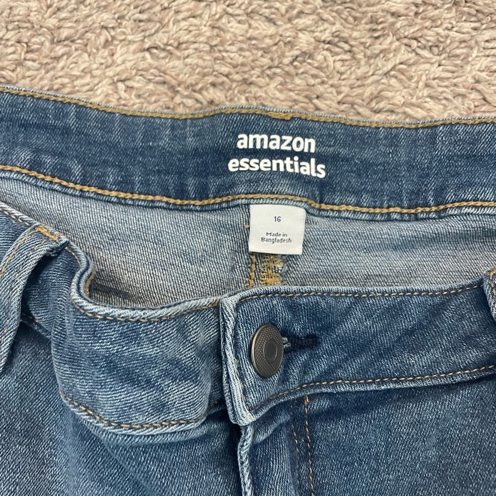 High Rise Jean Shorts - Picture 4 of 7
